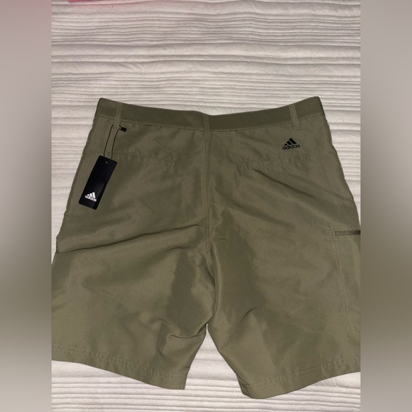 Nwt Men Adidas Woven Cargo Shorts Size 36” - Picture 5 of 5